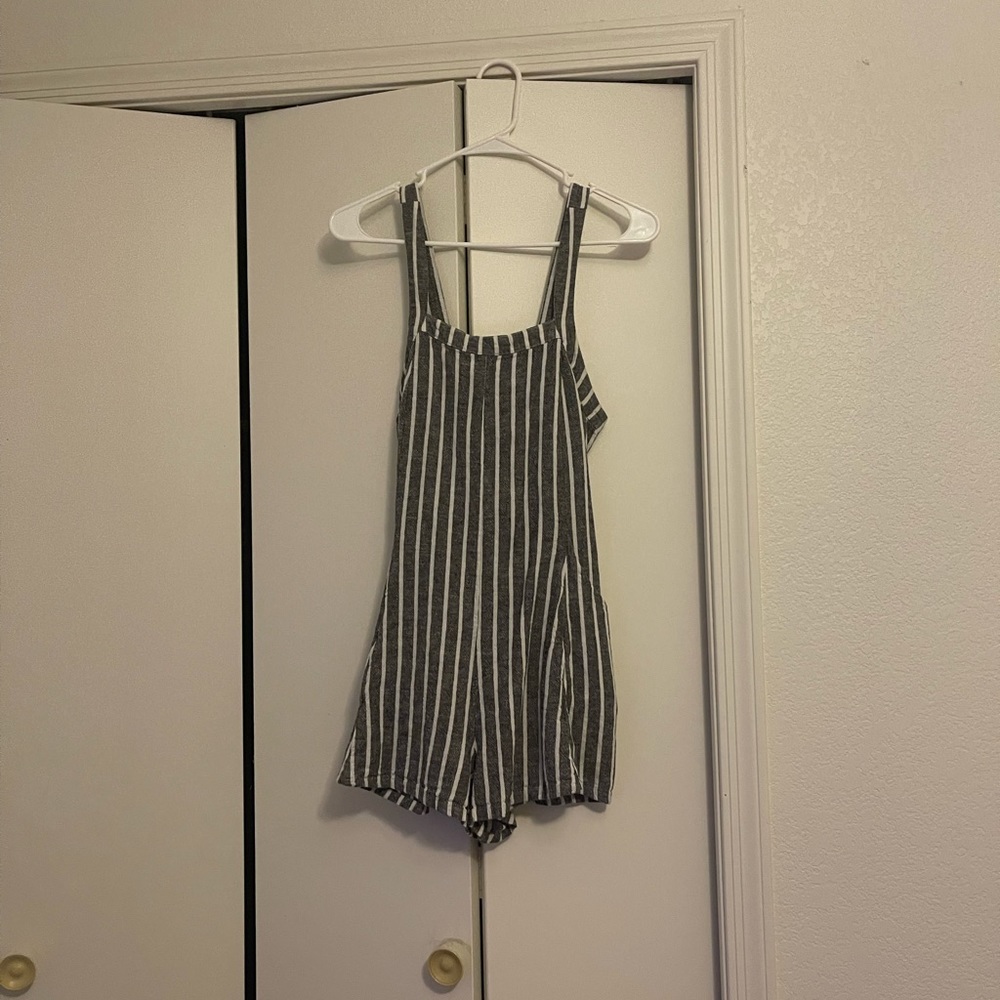 White and grey striped jumper